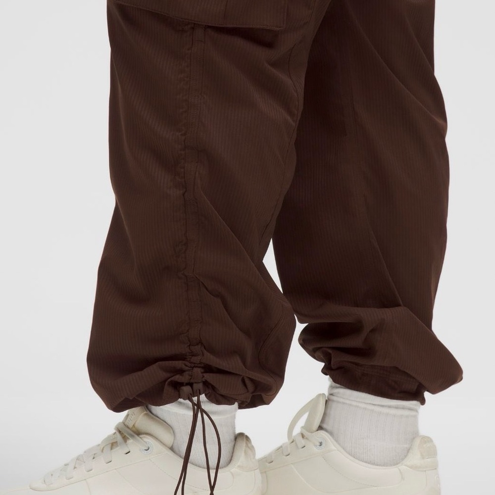 lululemon athletica Women's Brown Cargo Trousers - Picture 5 of 12